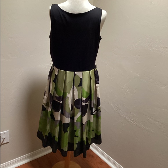 Dress Barn cocktail dress with pleated taffeta skirt and knit top - Picture 2 of 2